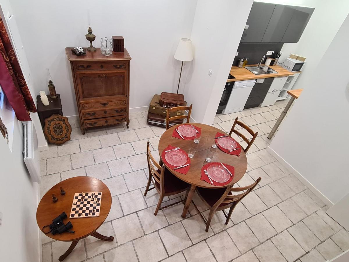 Ceci N'Est Pas Qu'Un Logement Apartment Montpellier Exterior photo